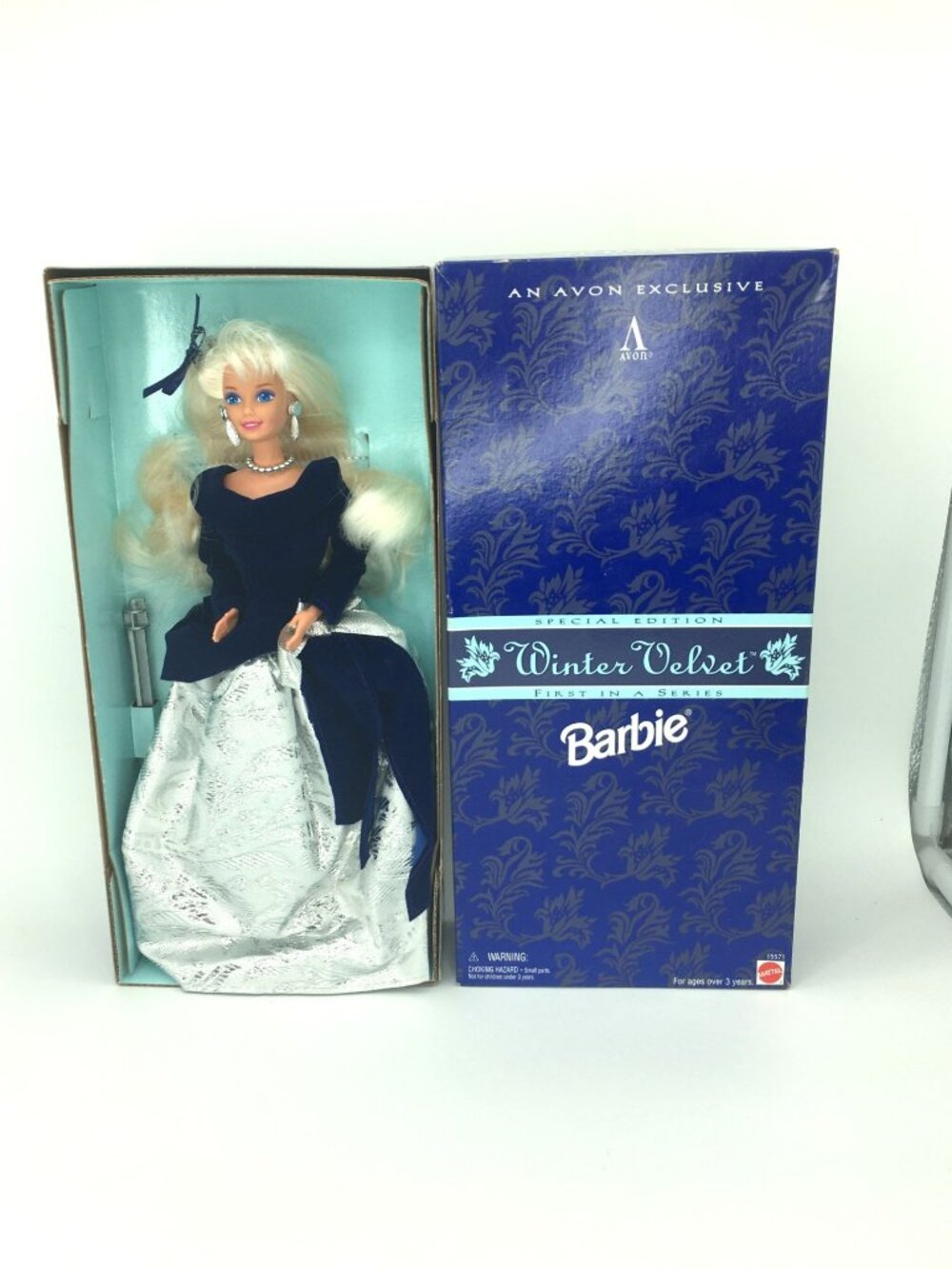 1995 Avon Winter Velvet Barbie Doll Special Edition 1st in Series #15571 NRFB